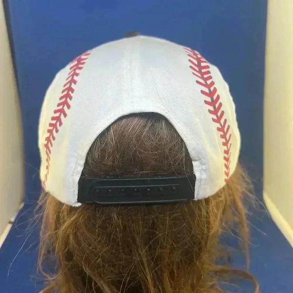 Vintage Baseball-Themed Adjustable Cap with Stitch Design - Picture 4 of 5